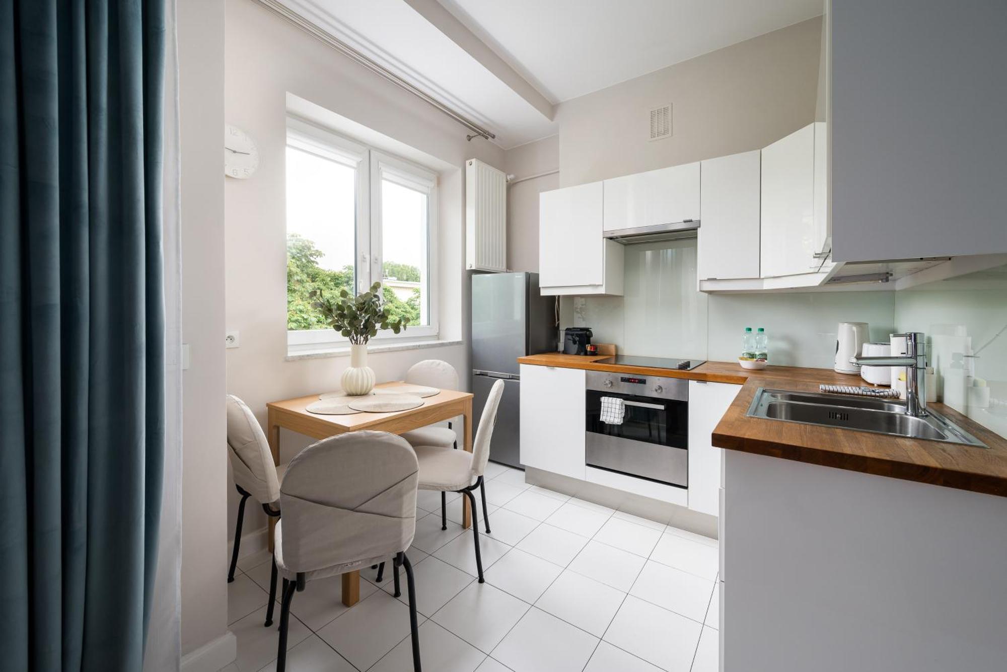 Wola Ratusz Homely Apartment Varšava Exteriér fotografie
